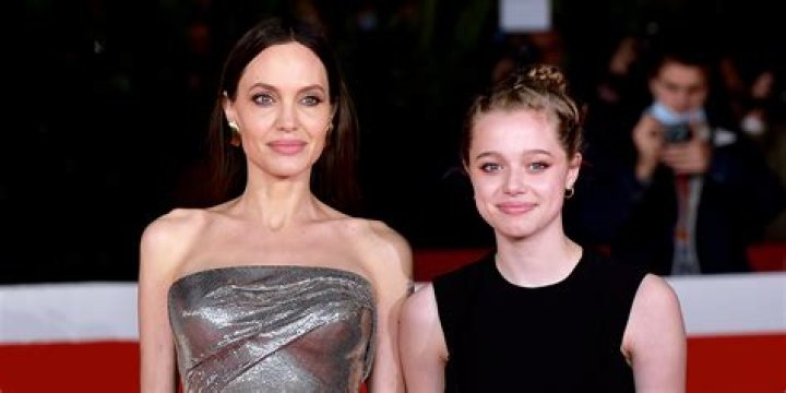 Uncover The Fascinating World Of Angelina Jolie's Twins
